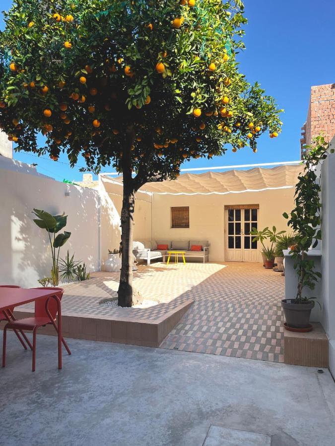 Design & Art, Patio With Orange Tree, Near Seville Apartment