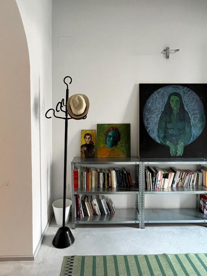 Apartment Design & Art, Patio With Orange Tree, Near Seville